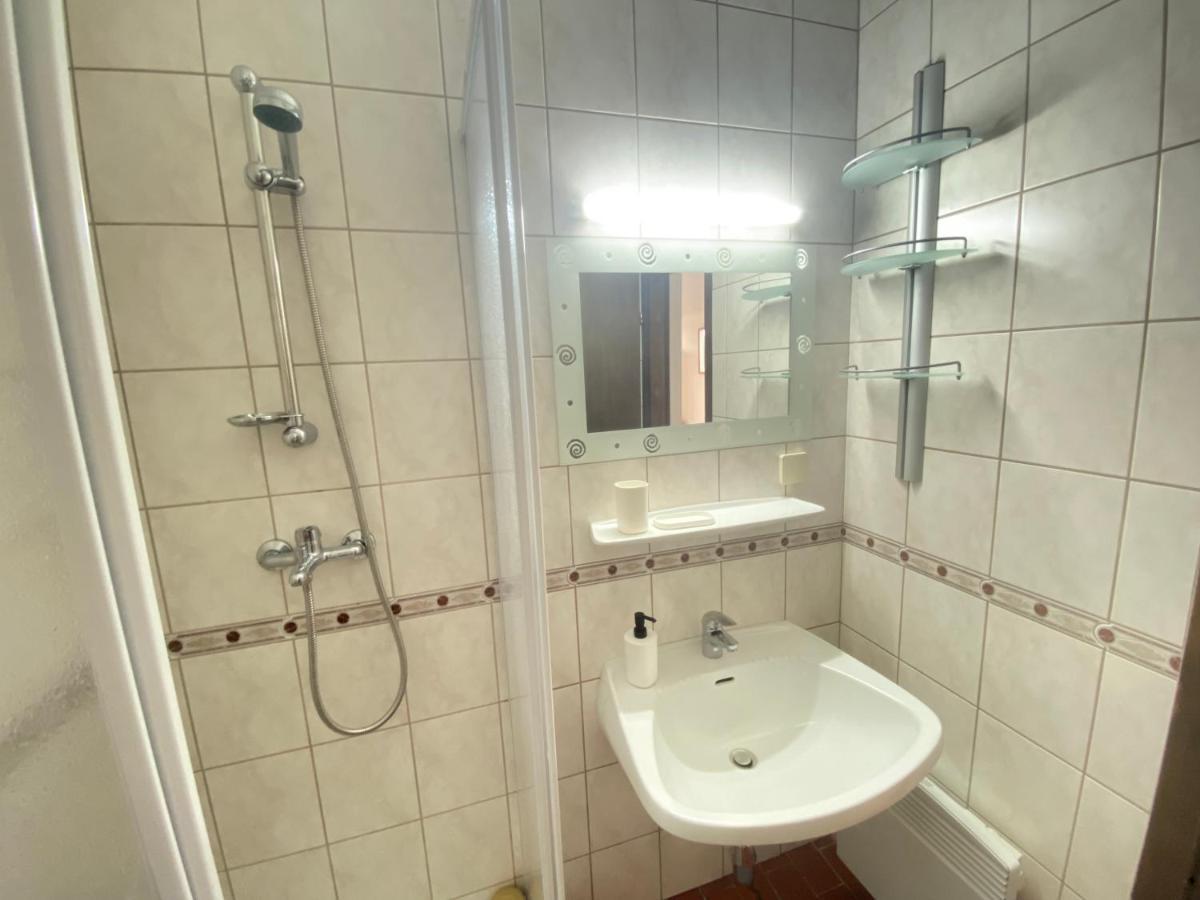 Velden Living Apartments - Schiefling Panorama ชีฟลิง อัม ซี ภายนอก รูปภาพ